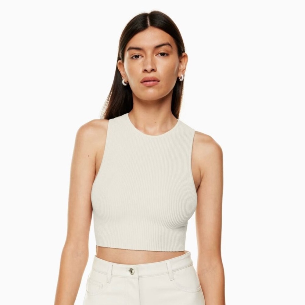 Aritzia Babaton Sculpt Knit Racer Cropped Tank
